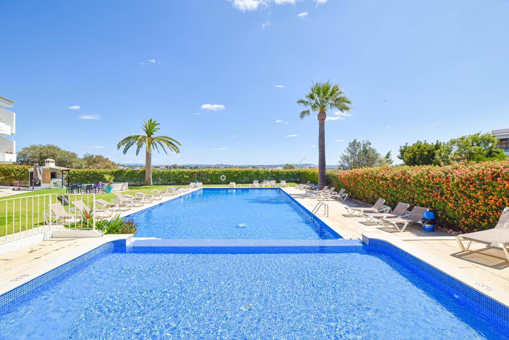 Estudio Solar B By Mtphomes